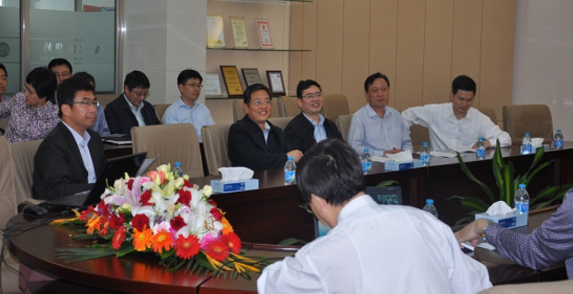  屠光绍副市长赴上海allbet实地调研